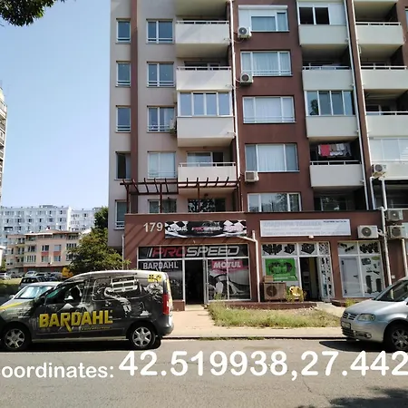 дом крумови * Burgas City